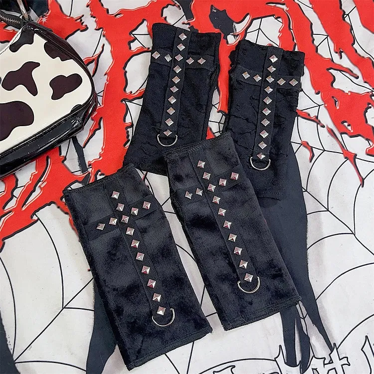 Black Regular/Thicken Studded Fingerless Gloves