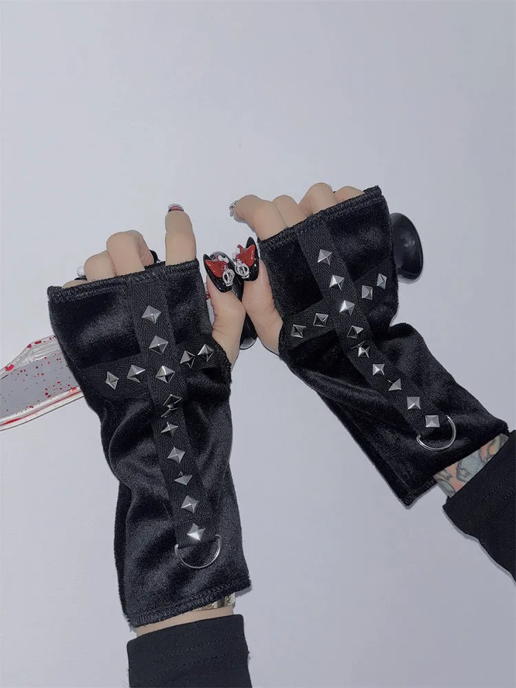 Black Regular/Thicken Studded Fingerless Gloves
