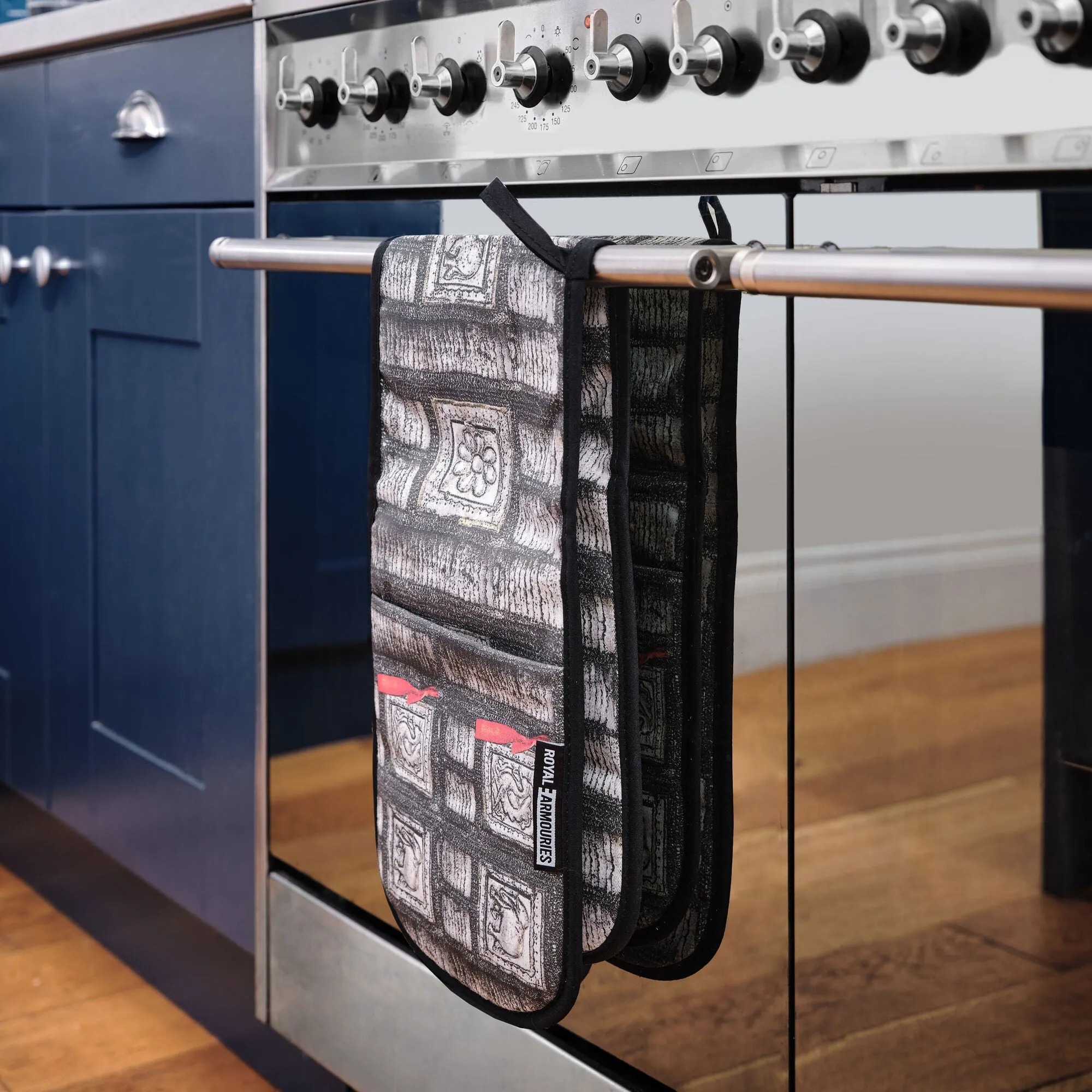 Elephant Armour Oven Glove
