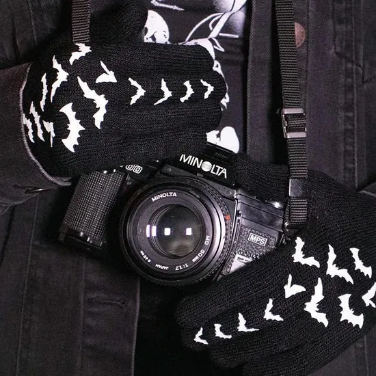 Fly Me To The Moon Bats Winter Knit Gloves